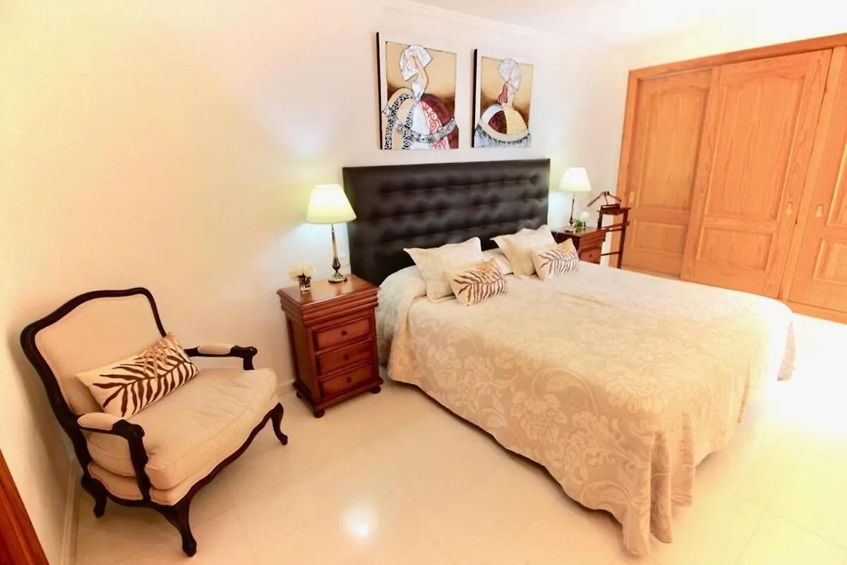 Apartment On The Marbella Promenade 0*,